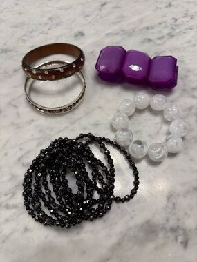 2000s/2010s Set of Bracelets - Fashion/Costume Jewelry